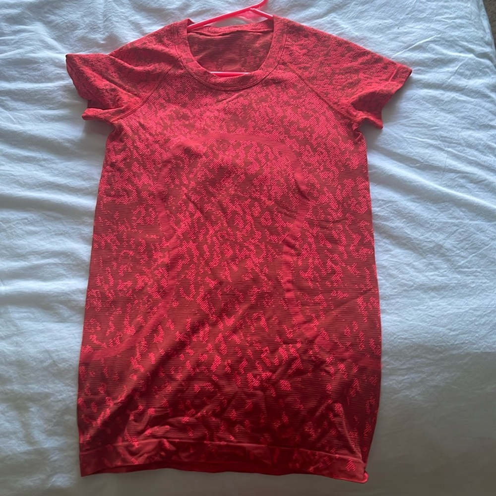 Covered camo red rock/flare swiftly tech size 4